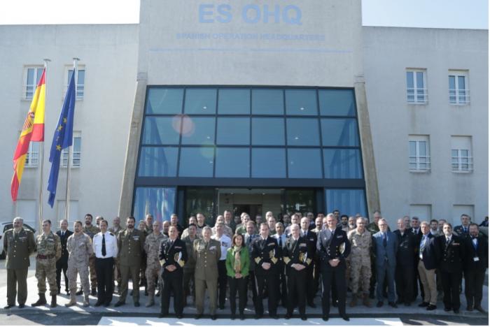 Spanish Minister of Defence Margarita Roble, Spanish Chief of Defense Admiral Lopez Calderon along with the first EUNAVFOR ATALANTA OHQ staff in 2019.