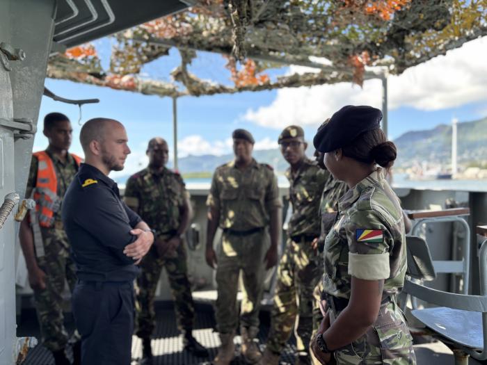 ATALANTA and Seychellois forces during the ALDABRA III exercise