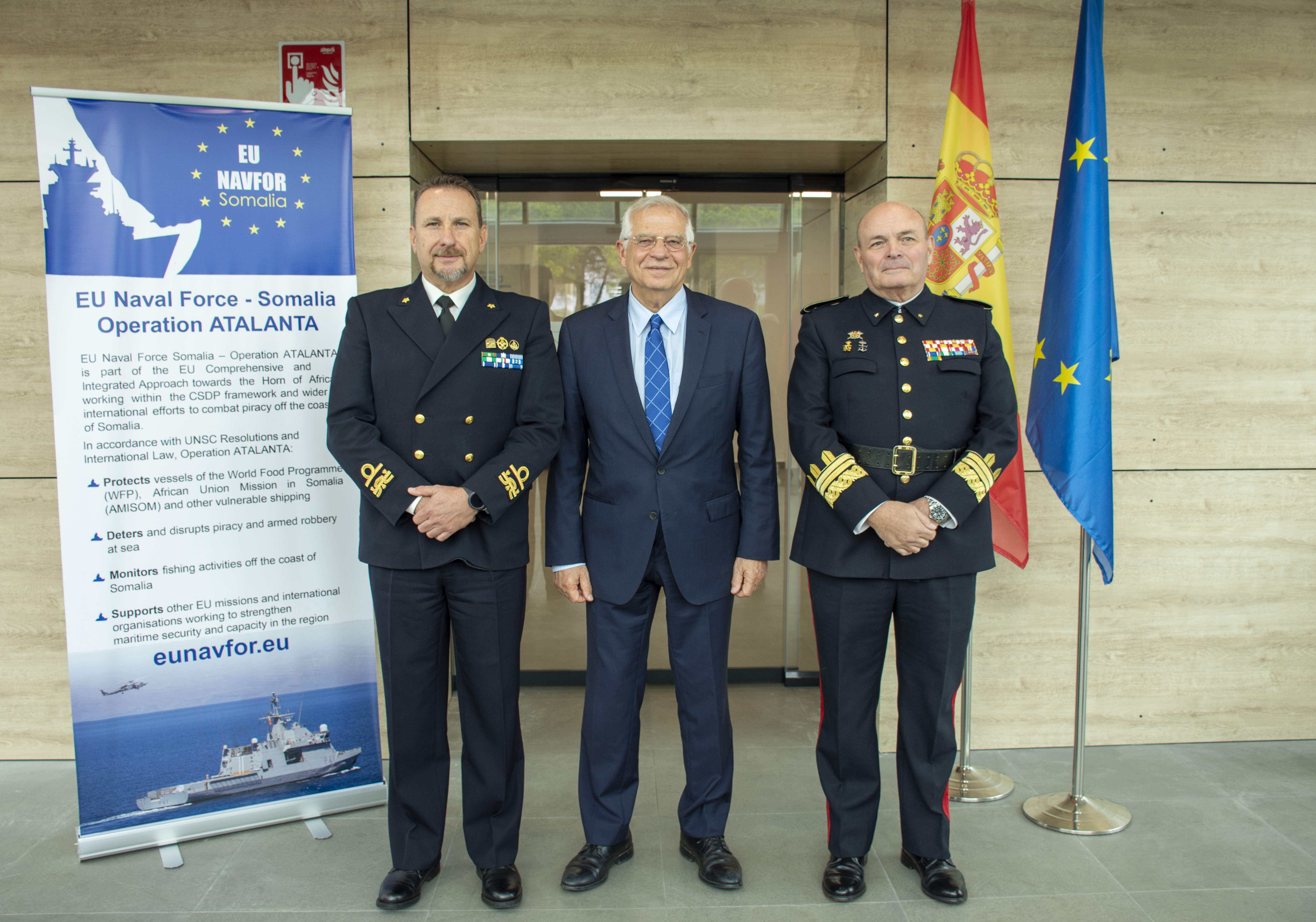 From left: EU NAVFOR Somalia Operation ATALANTA Deputy Commander Rear Admiral Giovanni Battista Piegaja, Mr. Josep Borrell, EU NAVFOR  Somalia Operation ATALANTA Commander Major General Antonio Planells Palau.