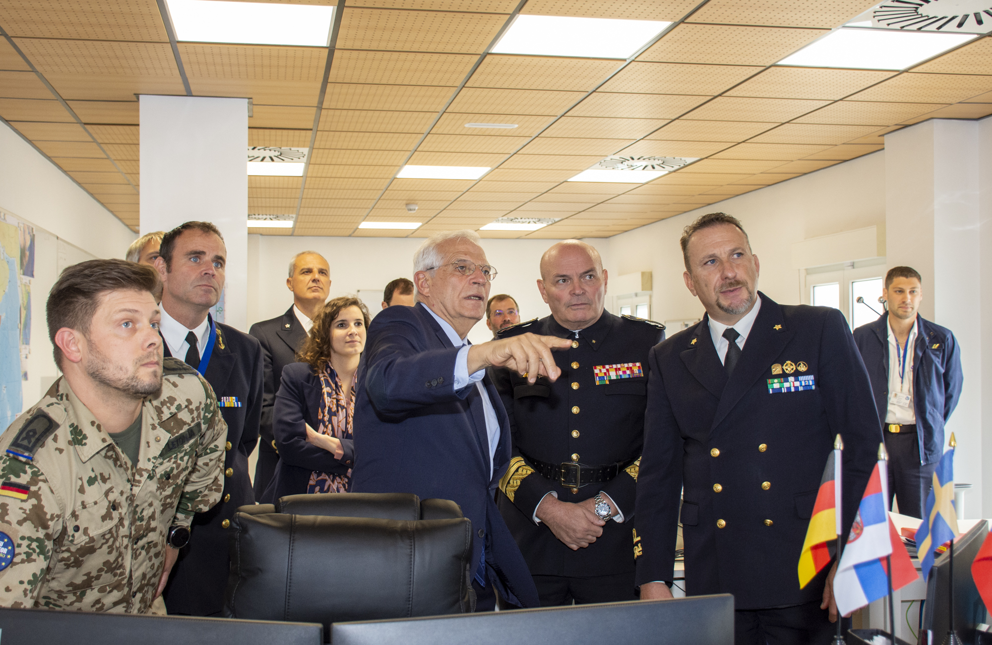 Mr. Josep Borrell visits EU NAVFOR Somalia Operation ATALANTA Headquarters in Rota on 20 November 2019.